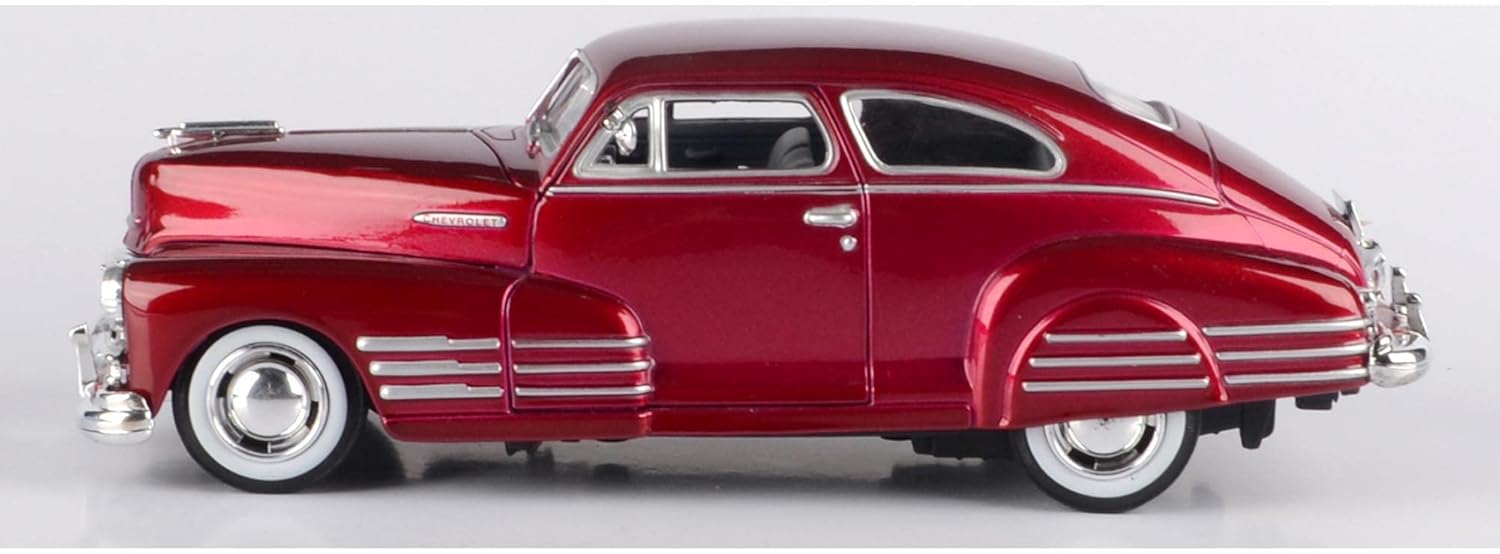 1948 Chevy Aerosedan Fleetline, Red - Motormax Premium American 73266-1/24 Scale Diecast Model Car, Unisex-Children