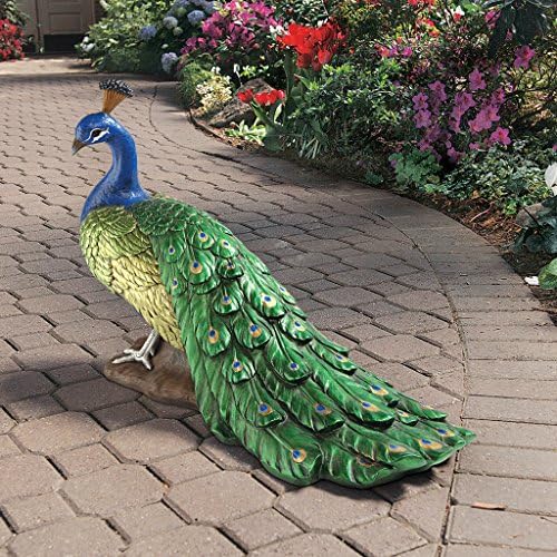 Design Toscano The Regal Peacock Garden Sculpture