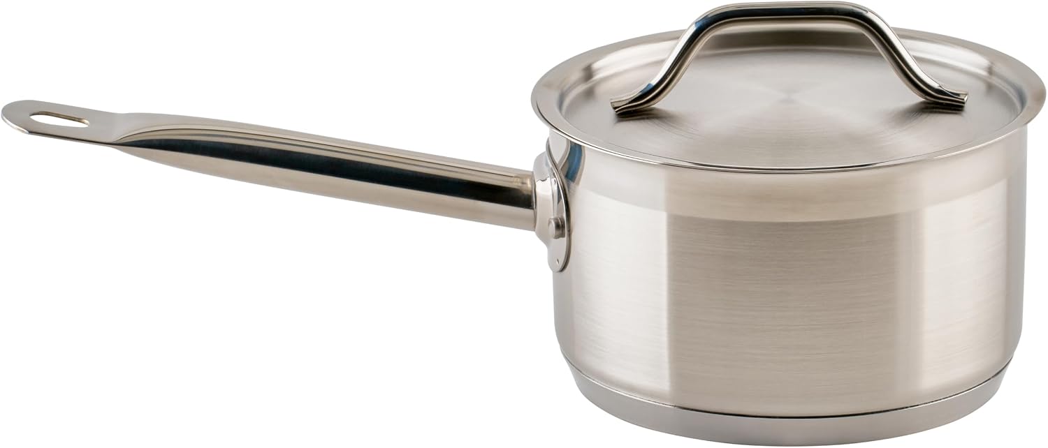 Winco 4 1/2 qt Heavy-Duty 4.5 qt Stainless Steel Sauce Pan with Cover | Even heat distribution, Secure riveted handle, Great for Cooking, Food Preparation and Restaurant Kitchens