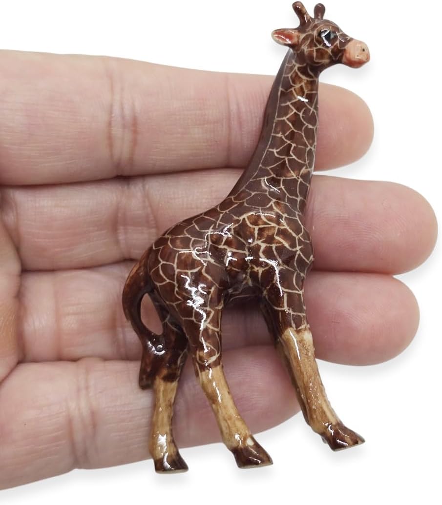 WitnyStore Tiny 2¾" Brown Standing Look Right Giraffe Figurine - Miniature Hand Made Ceramic Giraffes Tropical Savanna Africa Wild Life Cute Animals Porcelain Decorative Collectible Figure Décor Gifts