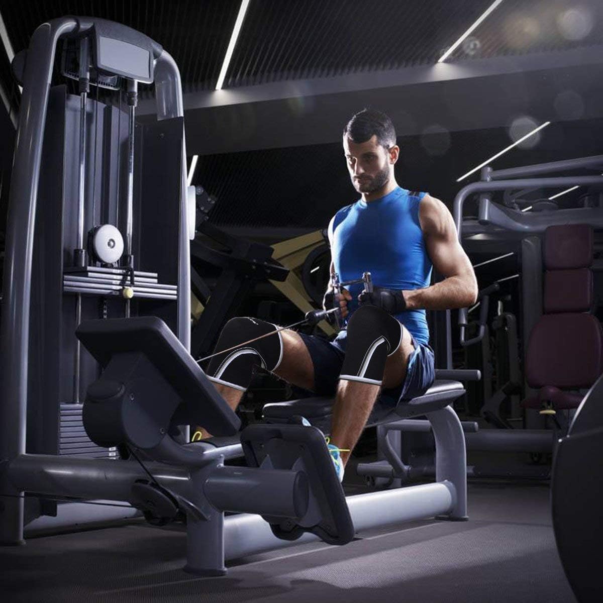 Knee Sleeves (1 Pair)，7mm Compression Knee Braces for Heavy-Lifting,Squats,Gym and Other Sports (Large, Black)