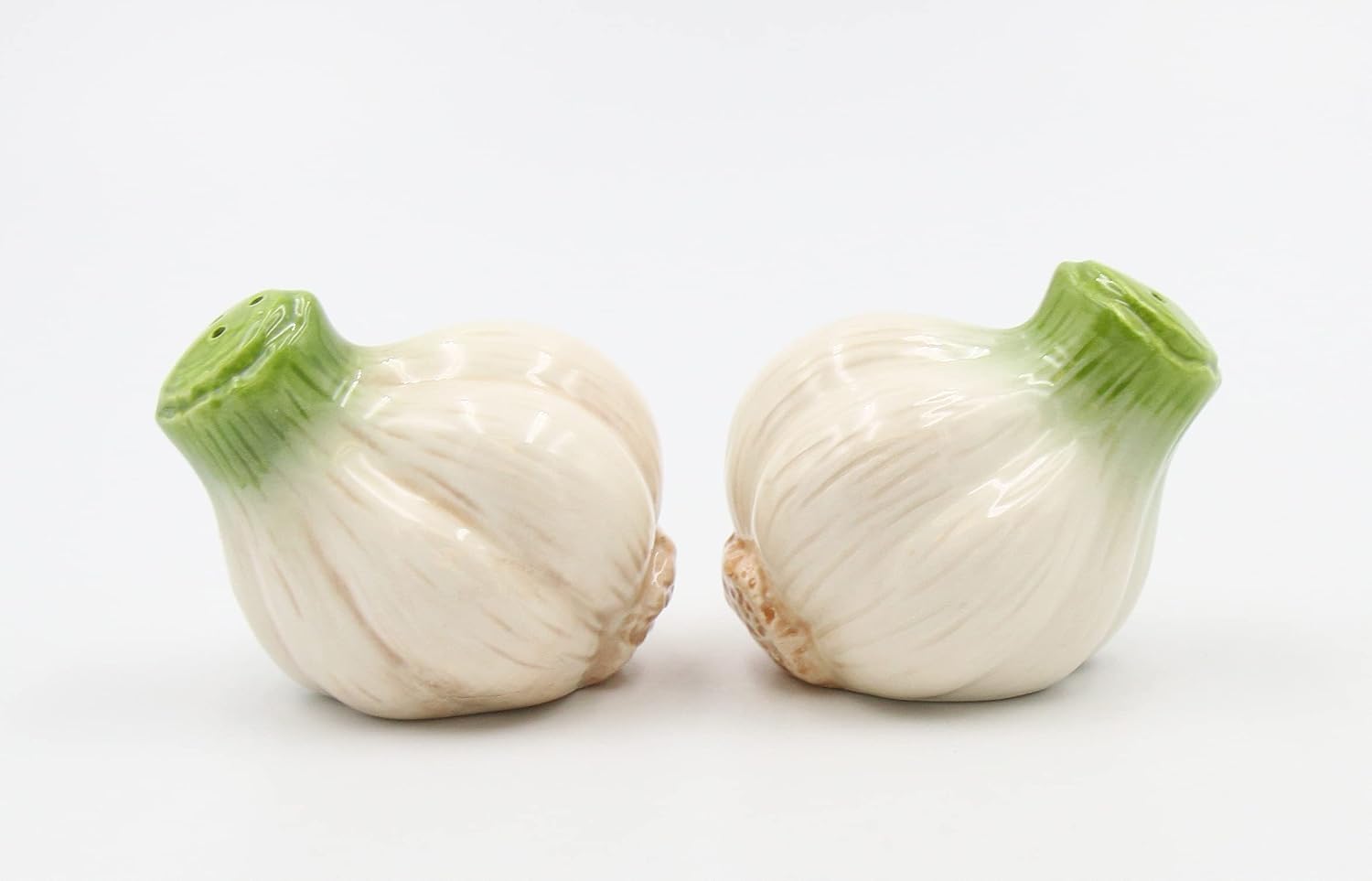 Cosmos Gifts Garlic Salt and Pepper Set, Ceramic, 2-1/4-Inch