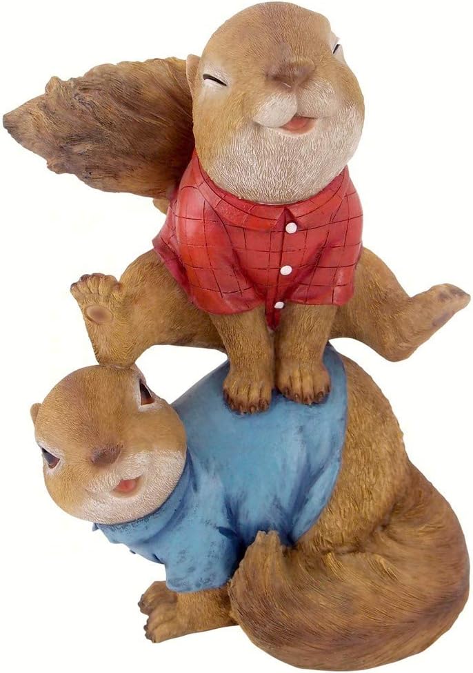 Design Toscano Squirrel Statue: Grandmother