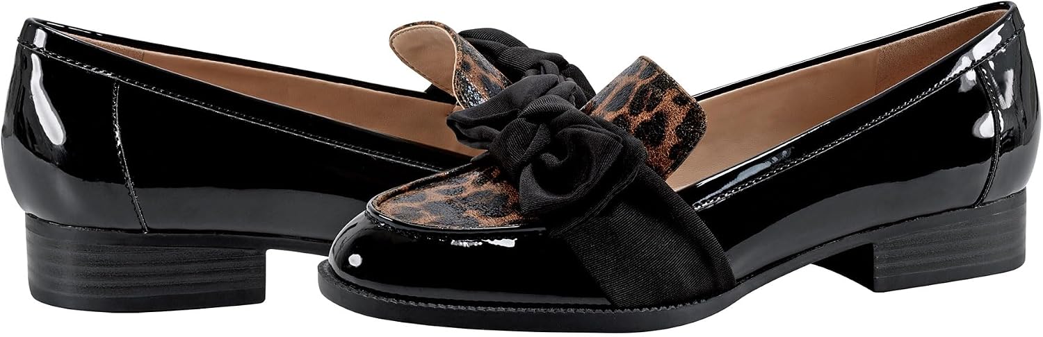 Bandolino Women's Lindio Loafer