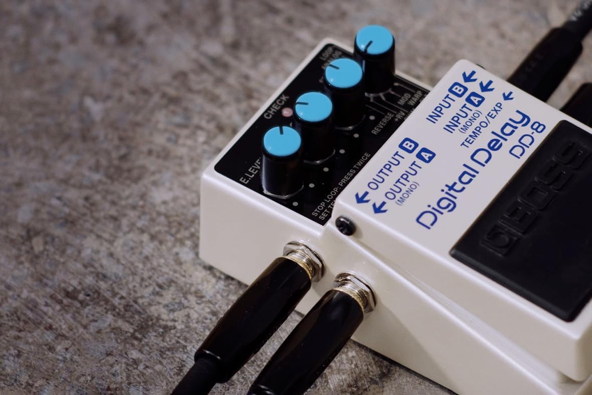 BOSS Digital Delay Guitar Effects Pedal (DD-8)