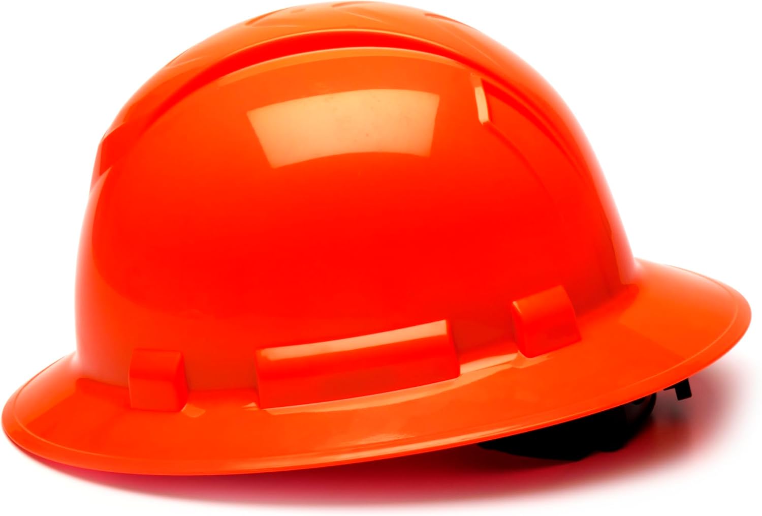 Pyramex Ridgeline Full Brim Hard Hat 4 Point Ratchet White | Full-brim sun & rain protection, HDPE shell, Ratchet suspension, Construction & utility, ANSI Z89.1 Type I Class C/G/E