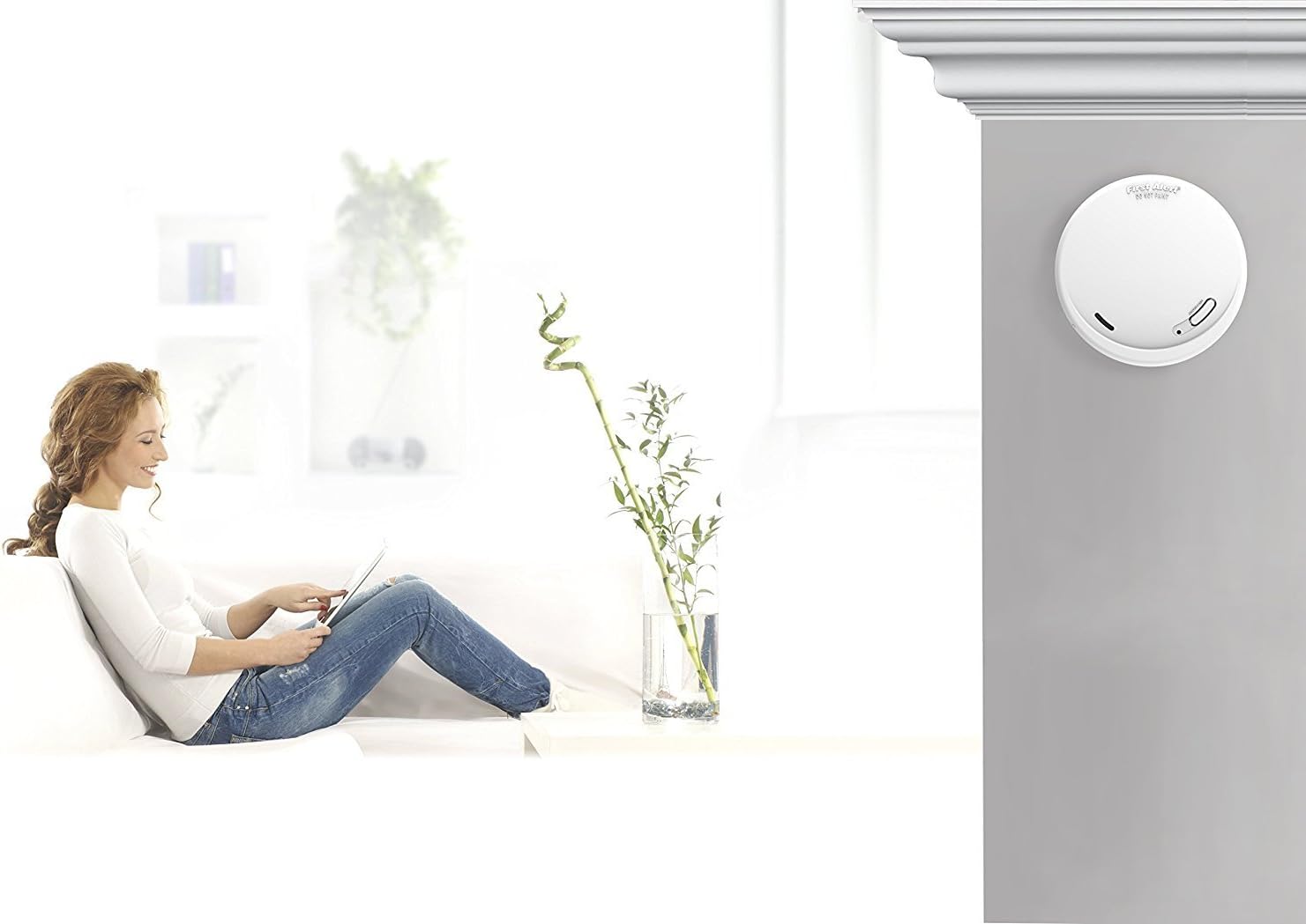 First Alert PRC710 PC1210 10-Year Combination Carbon Monoxide and Photoelectric Smoke Detector, Frustration Free