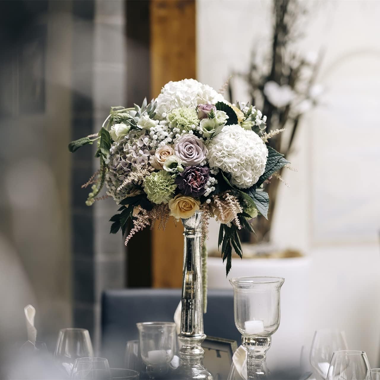 Kisflower 6pcs White Hydrangea Artificial Flowers - Faux Hydrangea Flowers, Fake Silk Flowers for Table Centerpiece