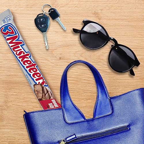 3 MUSKETEERS Milk Chocolate Candy Bars, Full Size, Bulk Candy Box, 36 ct | Light whipped chocolate nougat in full size bars, for sharing, party favors and lunch boxes, gift bag, snack box