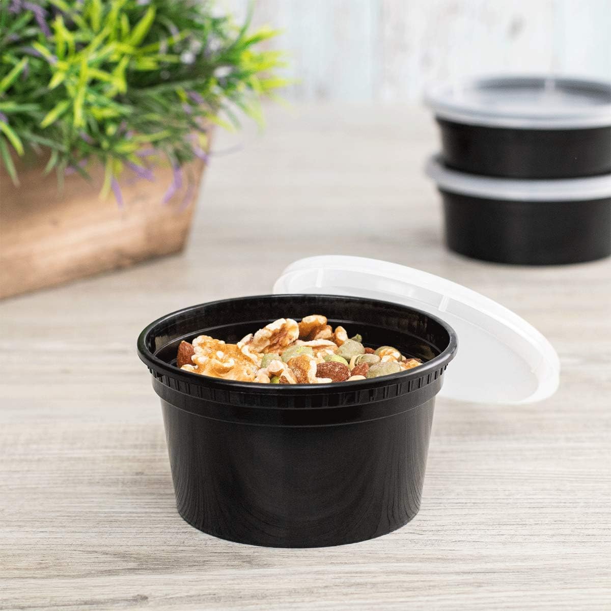 Karat [32oz - 240 ct] Clear PP Injection Molded Round Deli Containers with Lids (FP-IMDC32-PP)