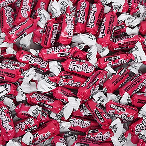 Tootsie Roll Frooties Strawberry Chewy Candy, 360 Count, 38.8oz Bag