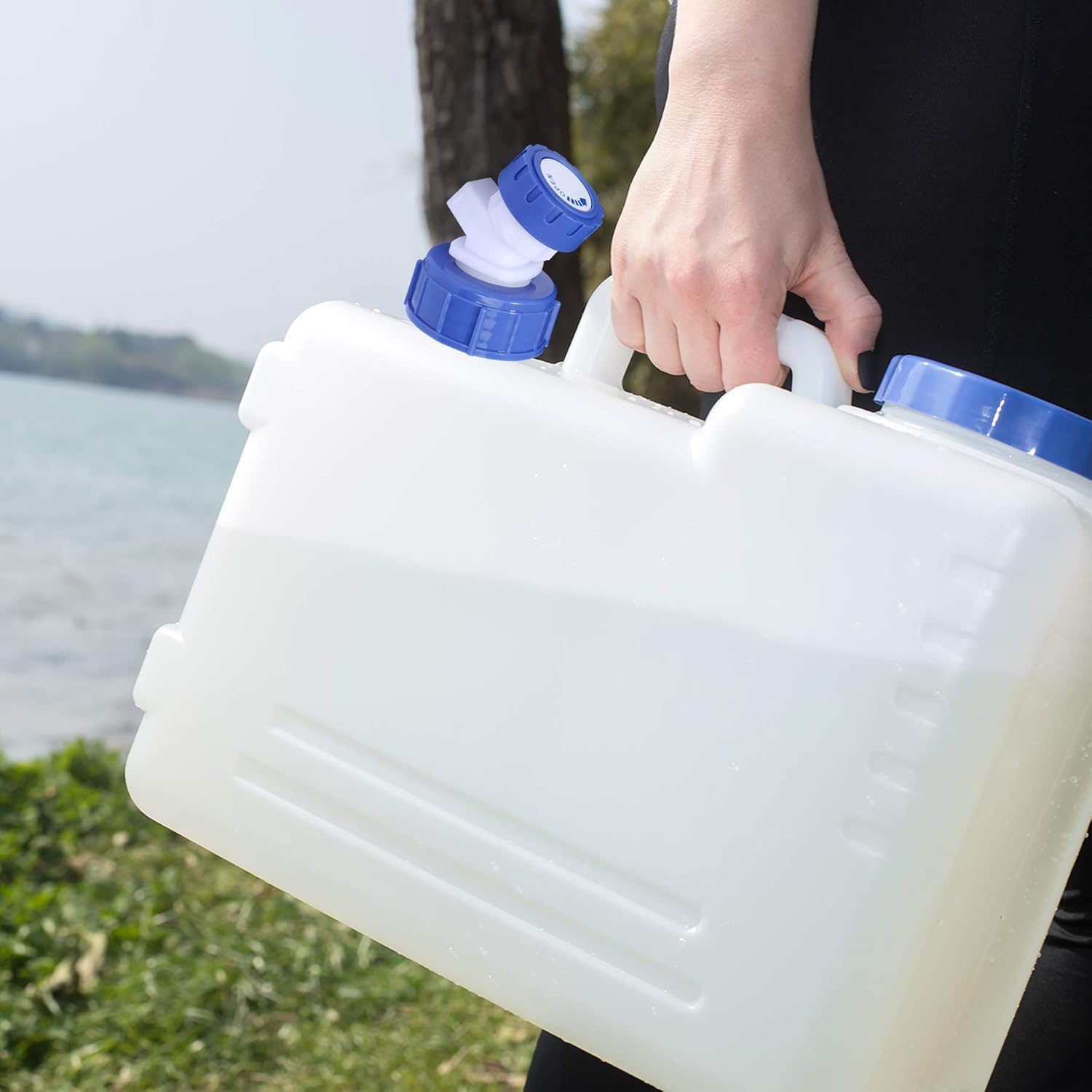 5 Gallon Water Container with Spigot, Portable Camping Water Jug