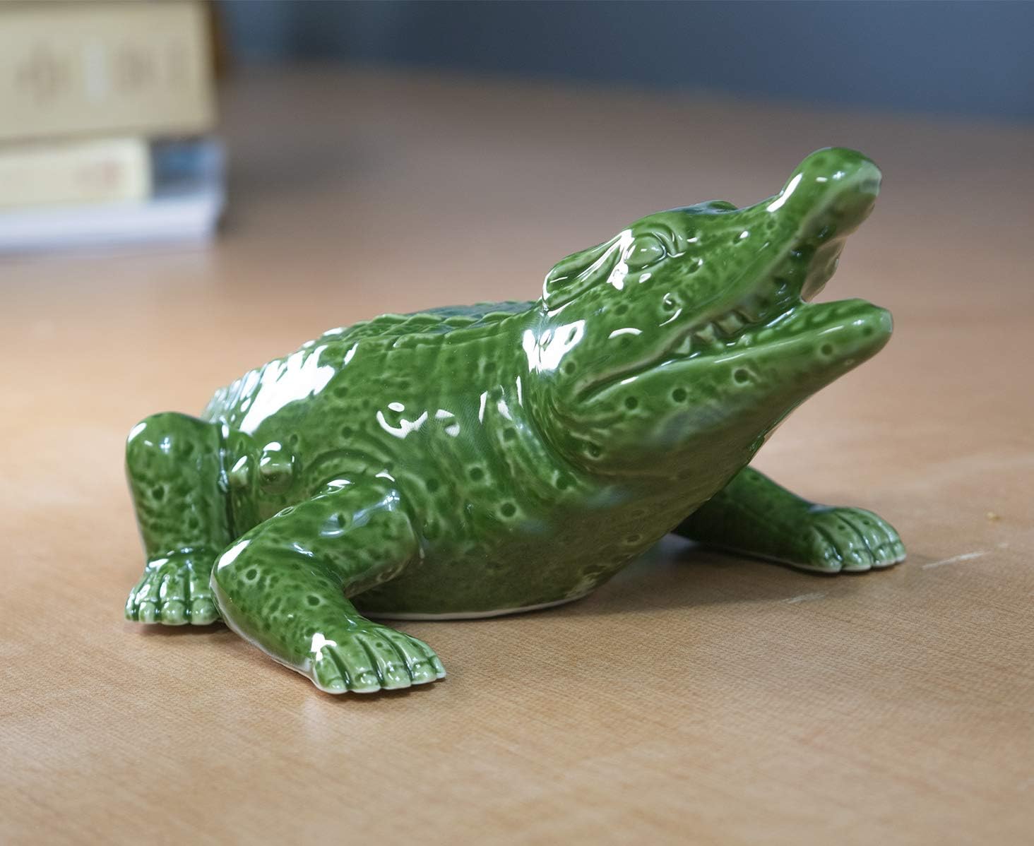 Ceramic Gator Figurine Green And White 7.5" Perfect For Any Room Decor