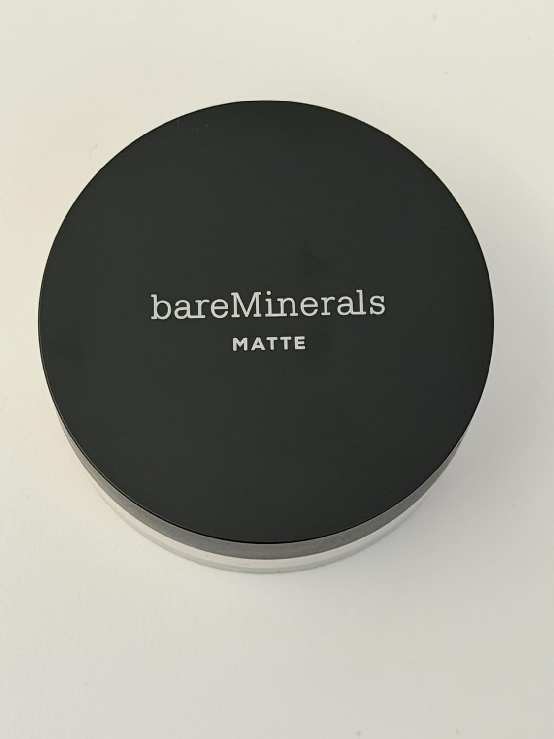 bareMinerals Original Matte Loose Powder Foundation SPF 15, Clean Mineral Powder Face Makeup, Sheer-to-Full Coverage, Reduces Shine, Dermatologist-Tested, Skin-improving Makeup For Sensitive Skin
