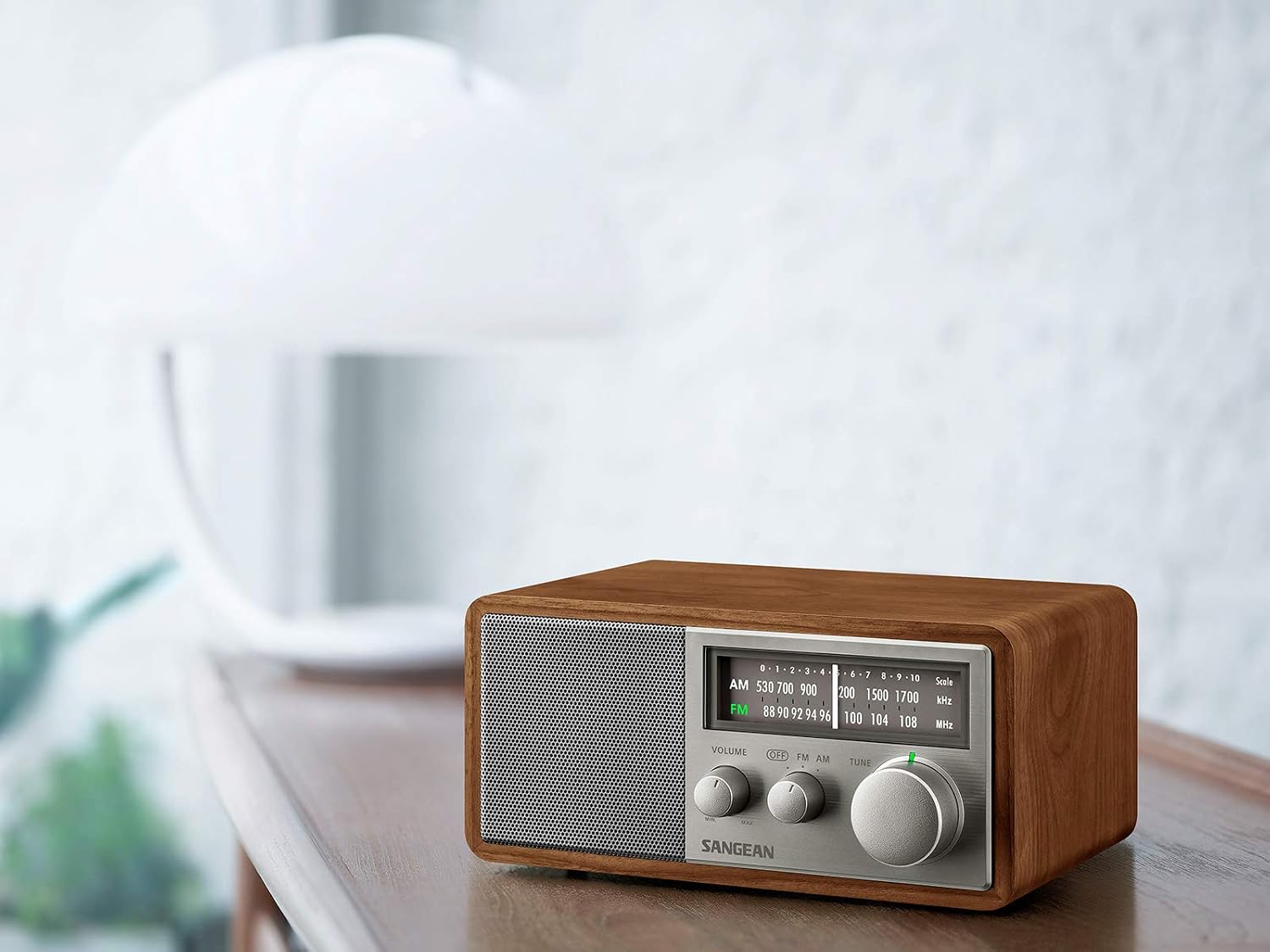 Sangean SG-116 AM/FM Analog Wooden Cabinet Receiver, Walnut-Silver
