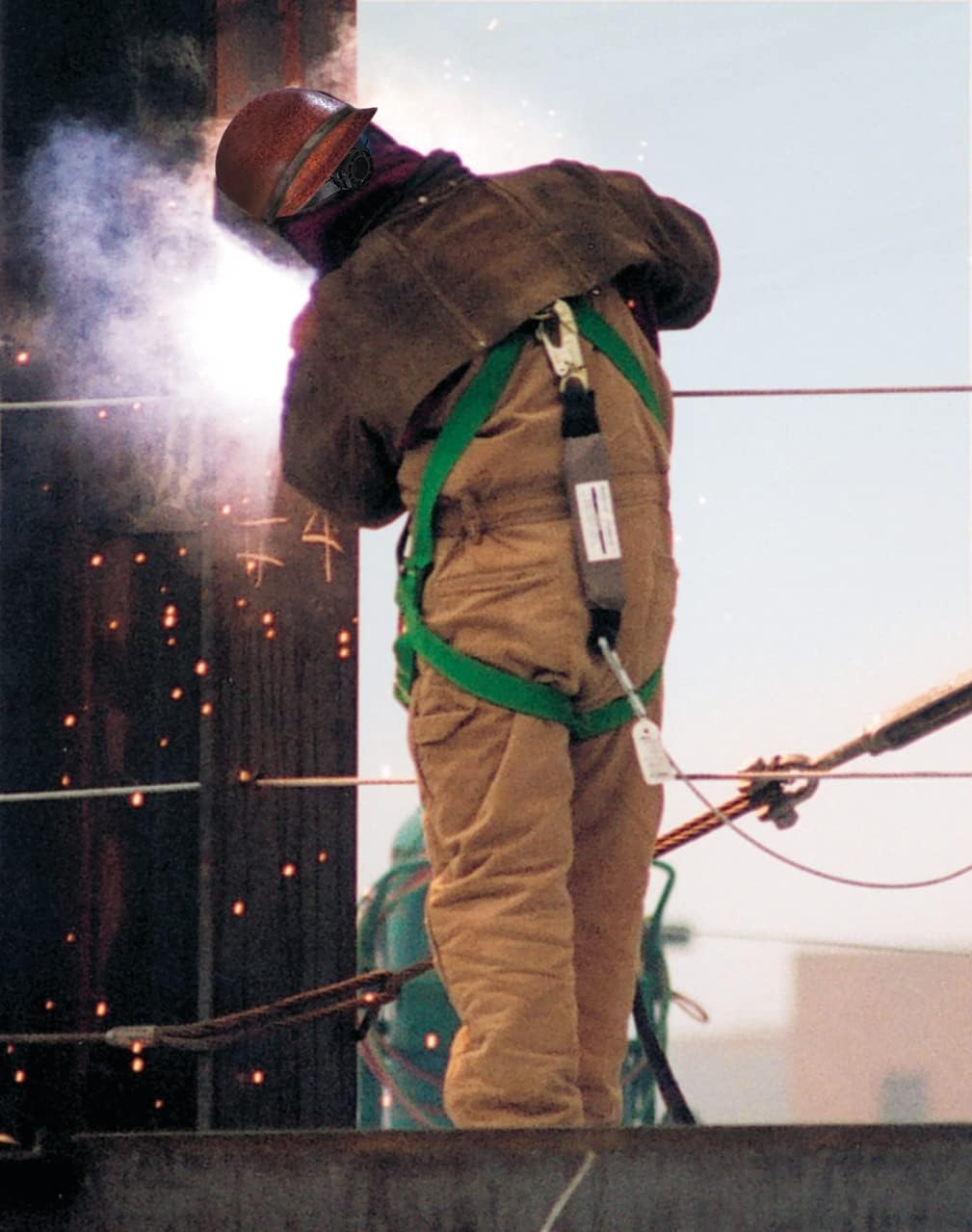 MSA Skullgard Cap Style Safety Hard Hat with Suspension - Non-Slotted Cap, Made of Phenolic Resin, Radiant Heat Loads up to 350F | Staz-On Pinlock Suspension