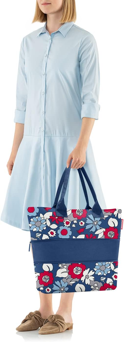 reisenthel shopper e1 - Large capacity and expandable bag made of water repellent and recycled polyester fabric