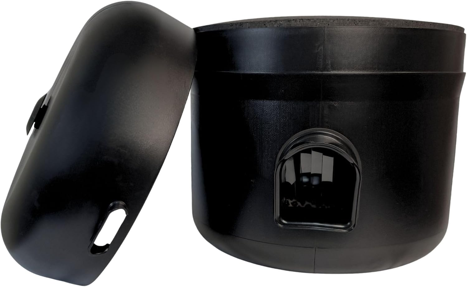 The Kitty Tube Outdoor Insulated Cat House-Feral Option with Straw
