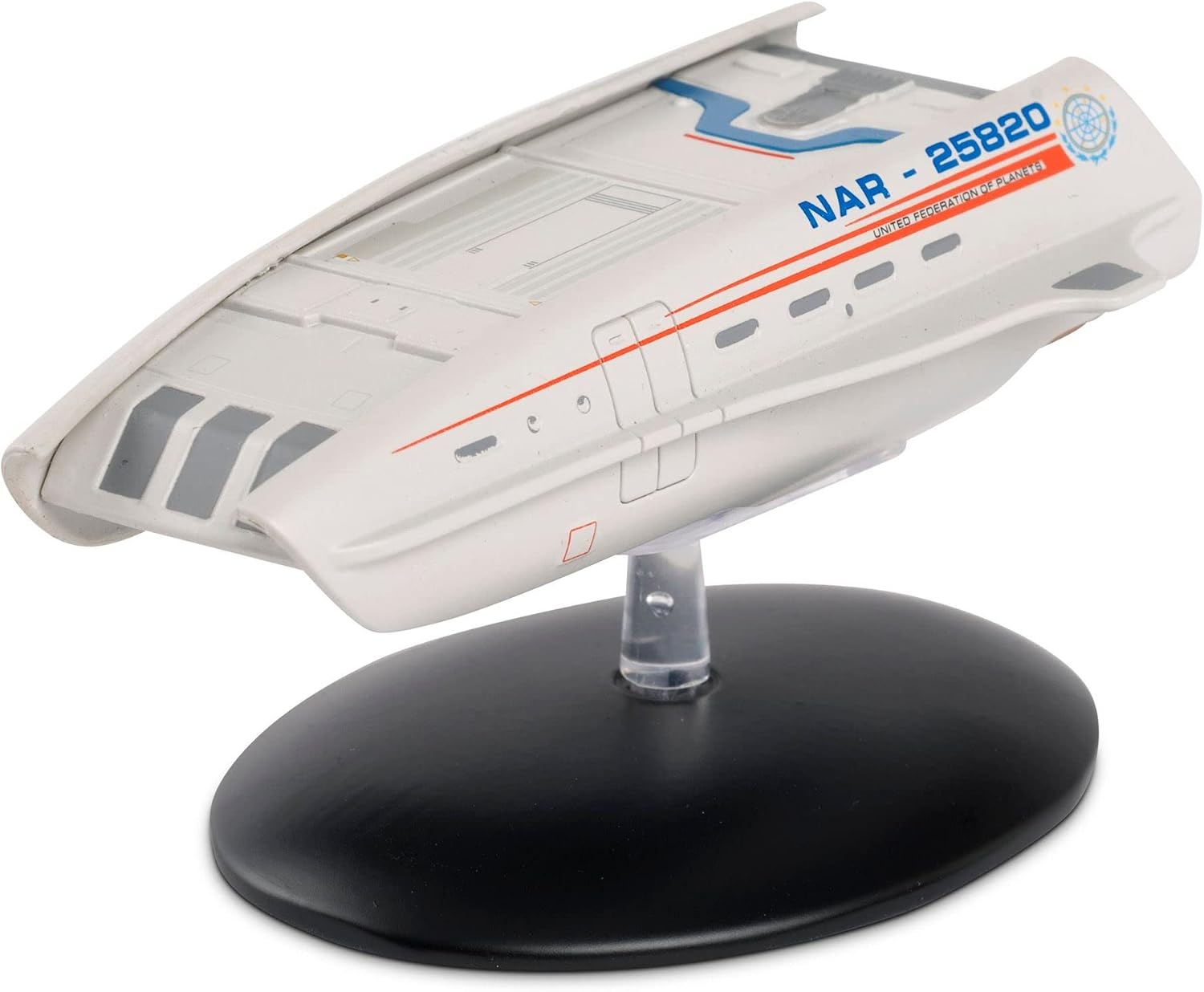 Diamond Comic Dist--England Star Trek Starships Figurine Set Collectible