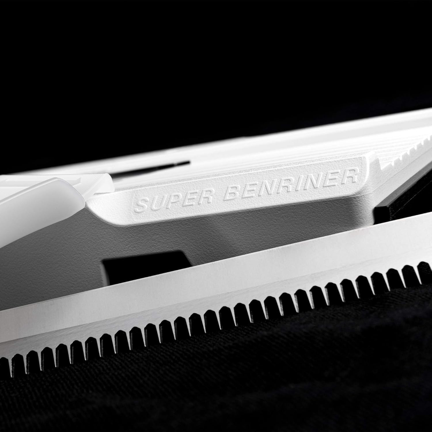 Benriner Mandoline Slicer with 4 Blades, Japanese Stainless Steel, BPA Free, 12.75 x 3.625-Inches, Beige