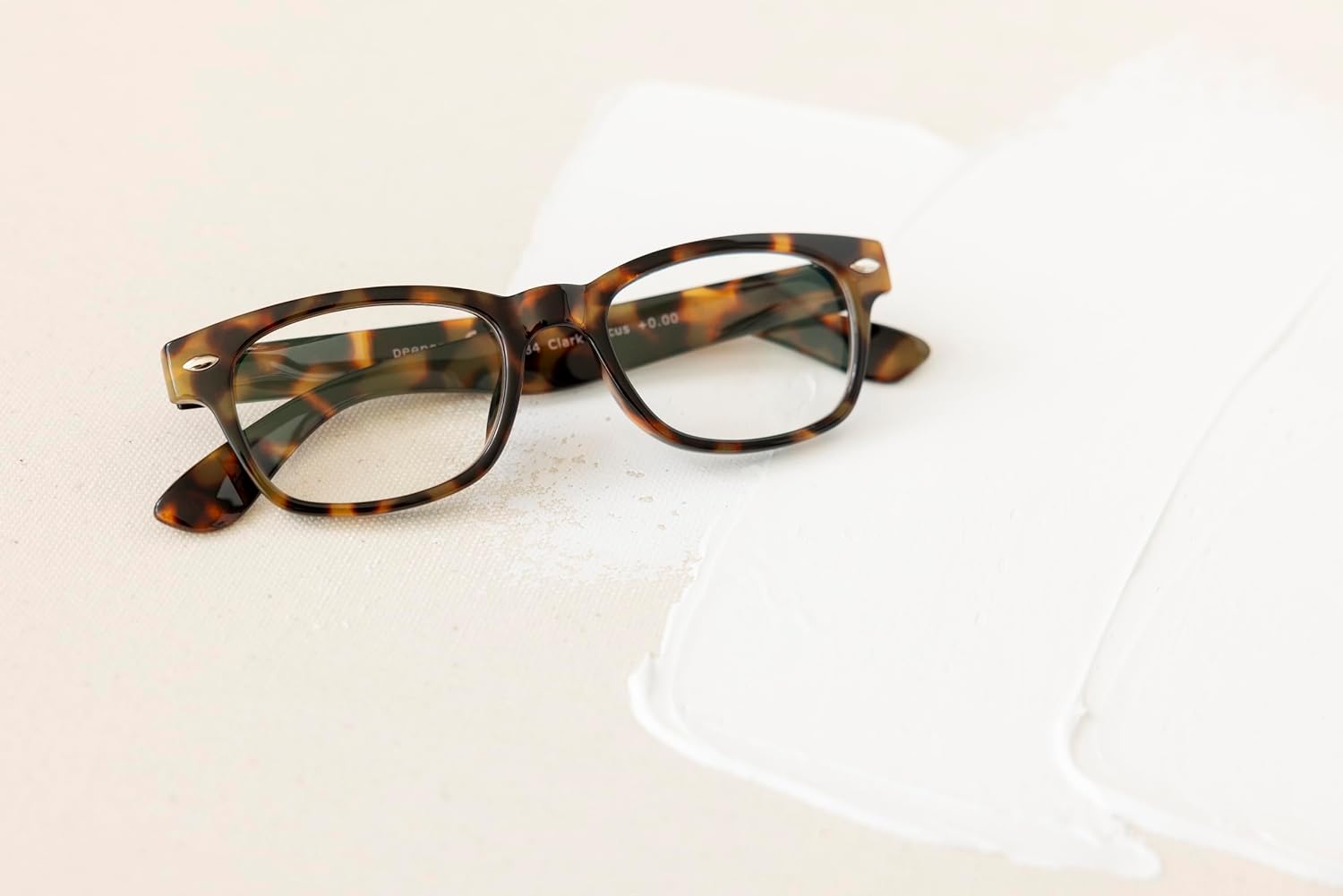 Peepers Reading Glasses for Men & Women +1.50, Tortoise, Clark Focus