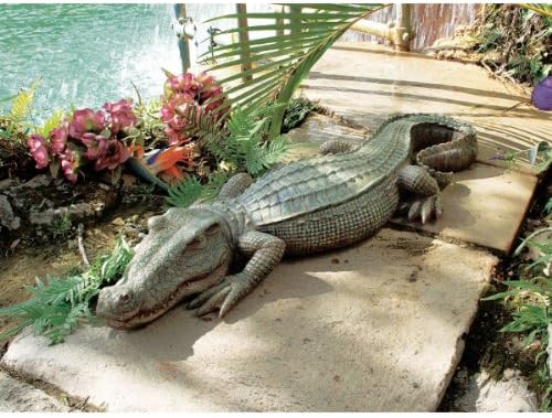 The Grand-Scale The Walking Crocodile Statue