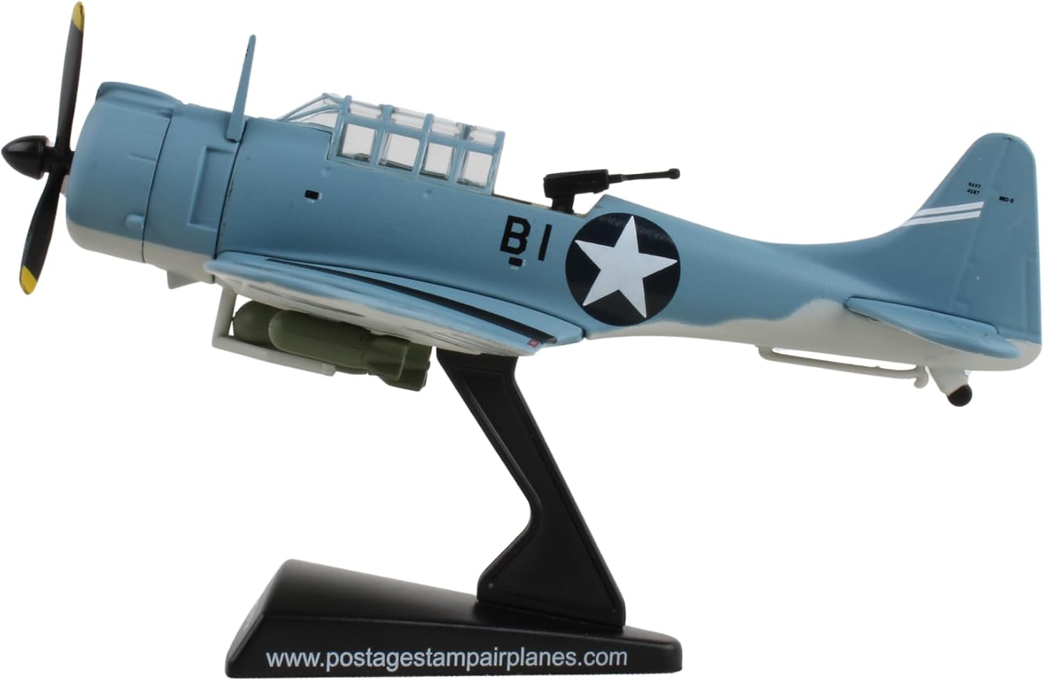Daron Worldwide Trading B-29 Superfortress Enola Gay Vehicle (1:200 Scale), White