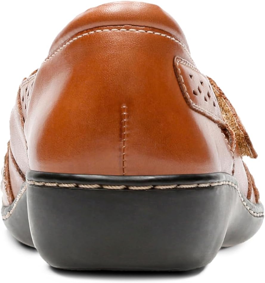 Clarks Women's Ashland Spin Q