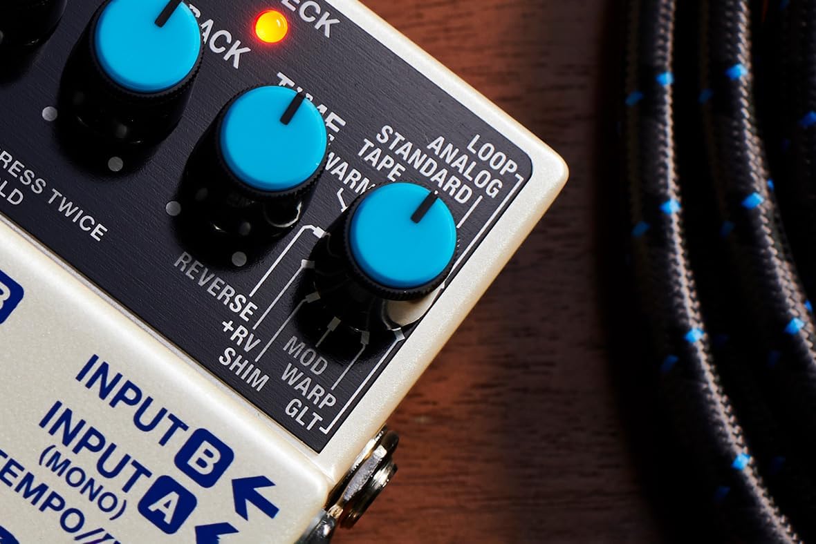 BOSS Digital Delay Guitar Effects Pedal (DD-8)