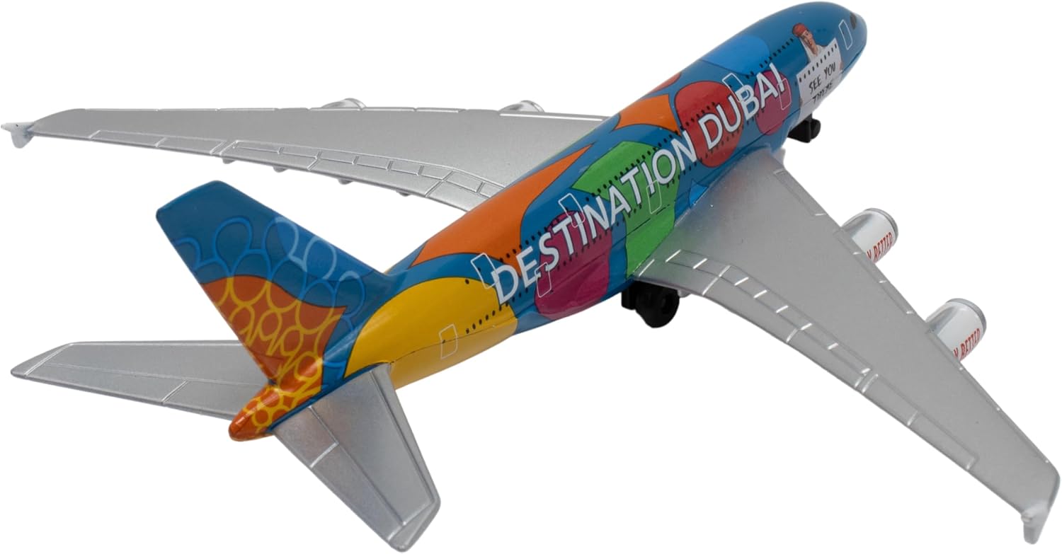 Daron Toy Airplane RT9904 – Emirates A380 – Die-Cast Metal Model Airplane Toy with Plastic Parts for Kids Ages 3+