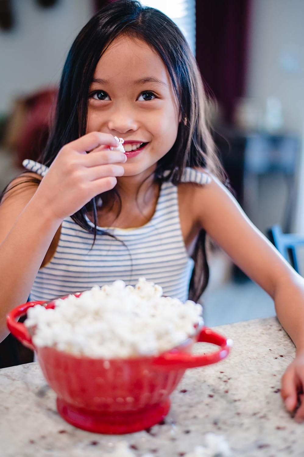 Amish Country Popcorn | 2 lb Bag | Baby White Popcorn Kernels | Small and Tender | Old Fashioned, Non-GMO and Gluten Free (Baby White - 2 lb Bag)