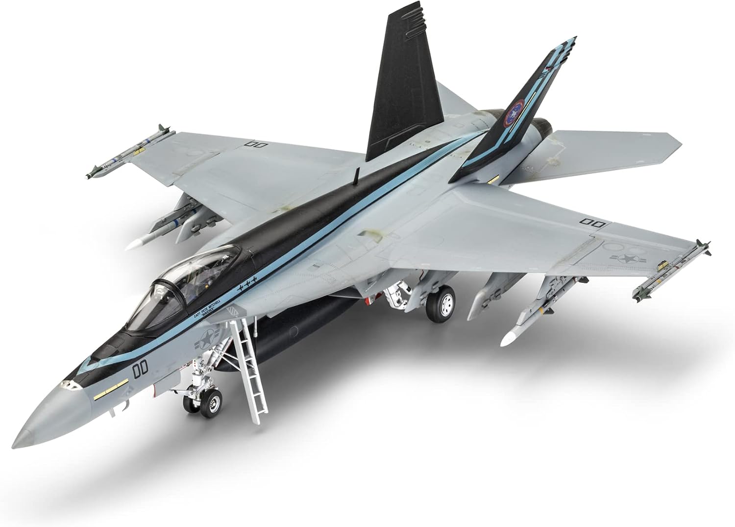 Revell Maverick's F/A-18 Super Hornet