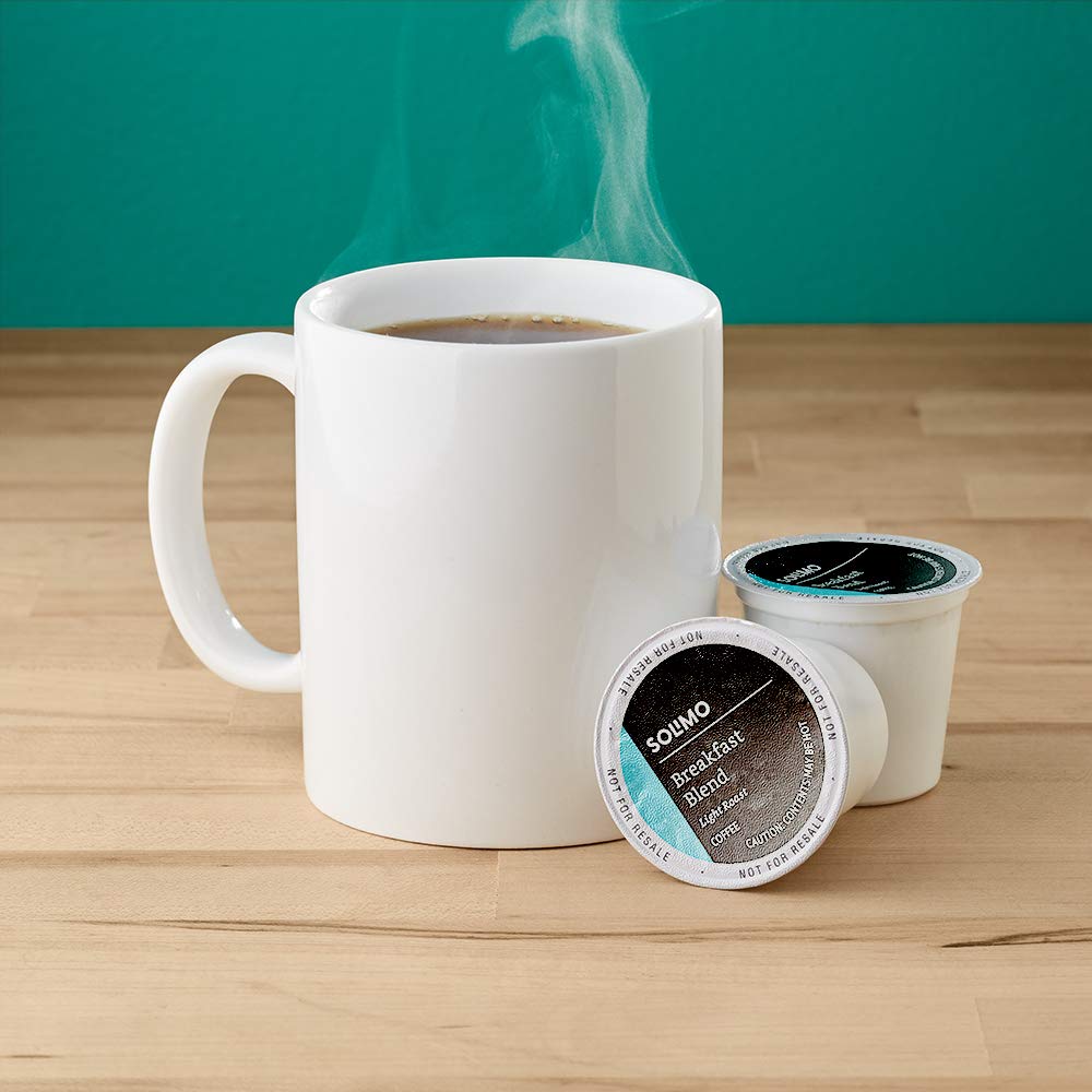 Amazon Brand - Solimo Medium and Light Roast Coffee Pods, Colombian and Breakfast Blend, Compatible with Keurig 2.0 K-Cup Brewers, 200 Count