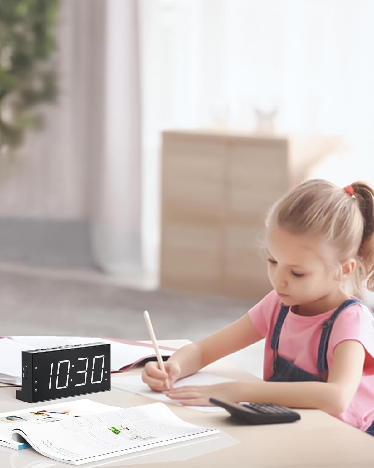 Alarm Clock with Bed Shaker, Vibrating Alarm Clock for Heavy Sleepers