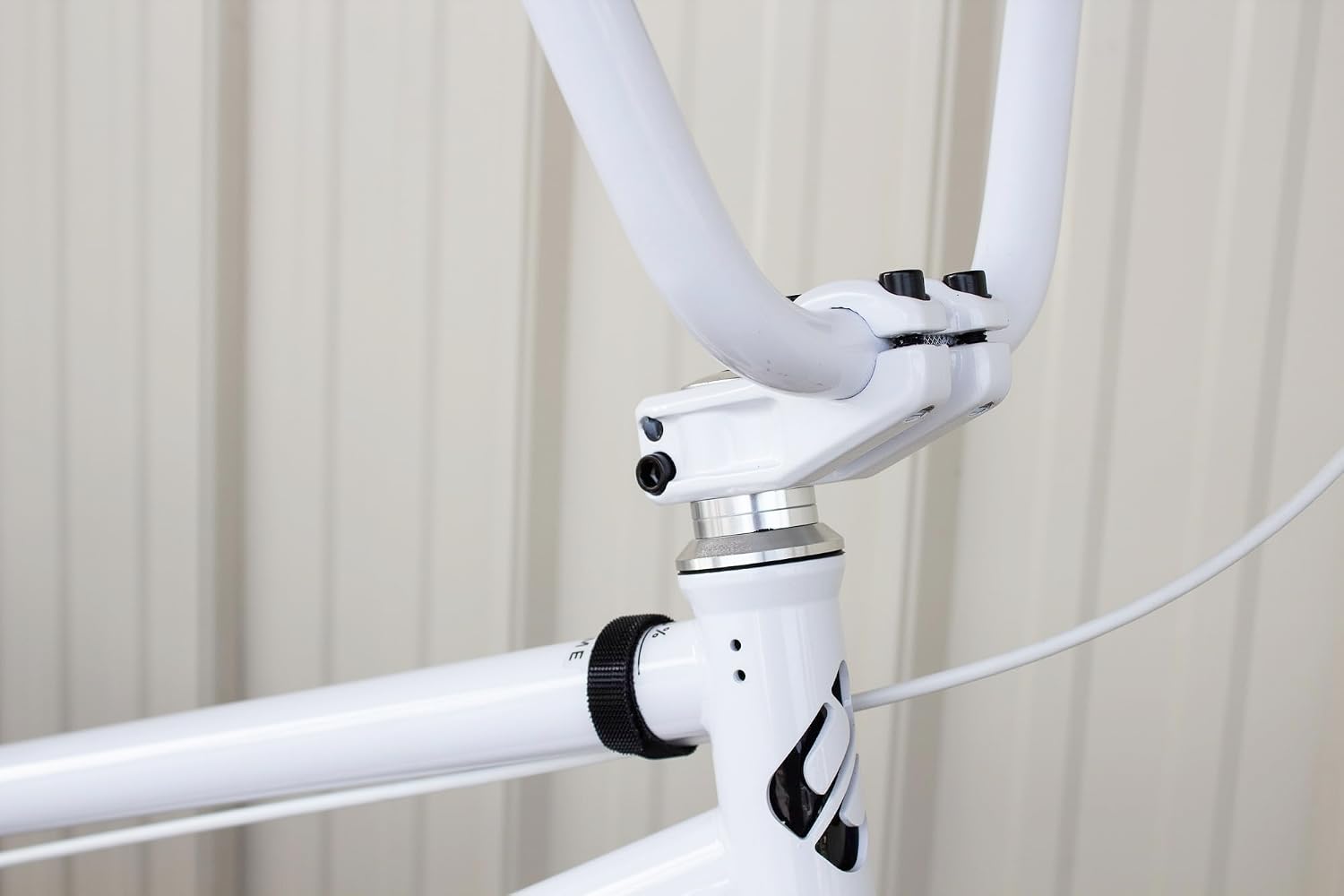Eastern Bikes Eastern BMX Bikes - Element Model 20 Inch Bike. Lightweight Freestyle Bike Designed by Professional BMX Riders at