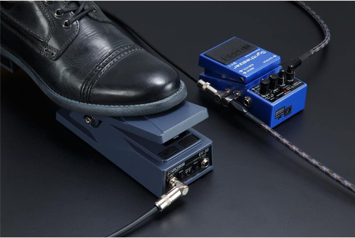 BOSS SY-1 Guitar/Bass Synthesizer Guitar Pedal (SY-1)