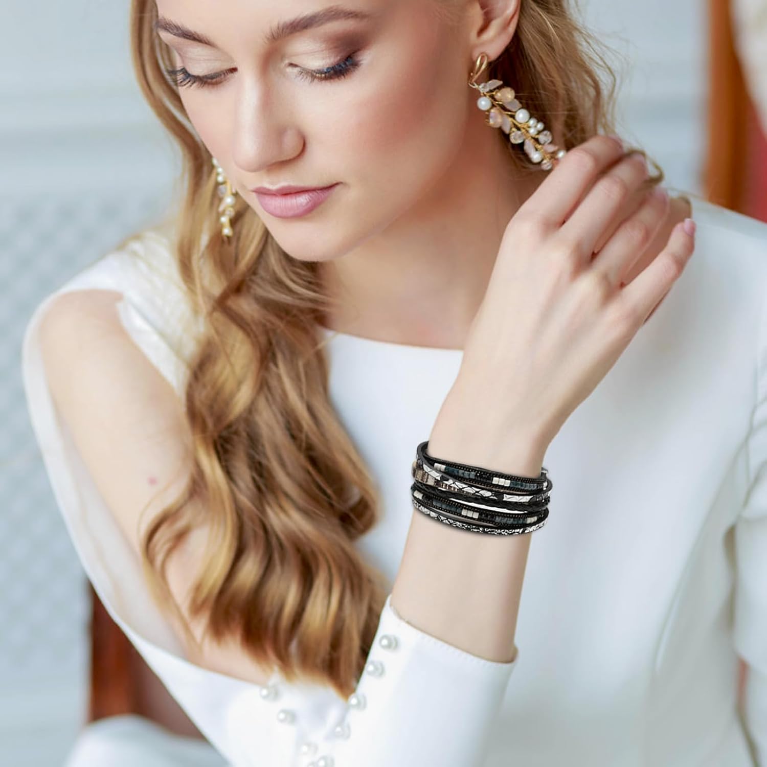 Fesciory Leather Wrap Bracelets for Women, Boho Western Layered Jewelry