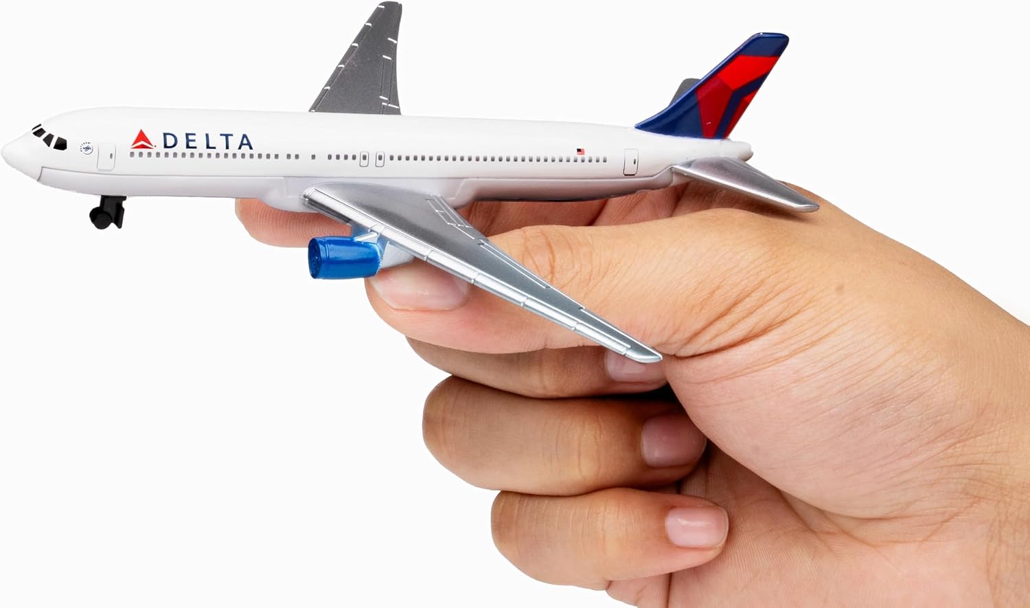 Daron Southwest Airlines Die-Cast Model Airplane Toy