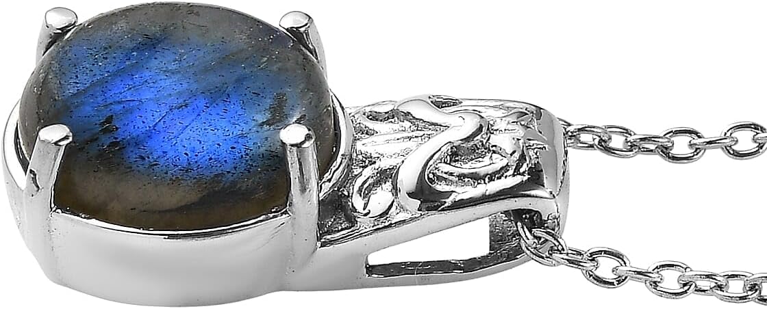 Labradorite 5.60 ctw Pendant Necklace in Stainless Steel 20 Inches