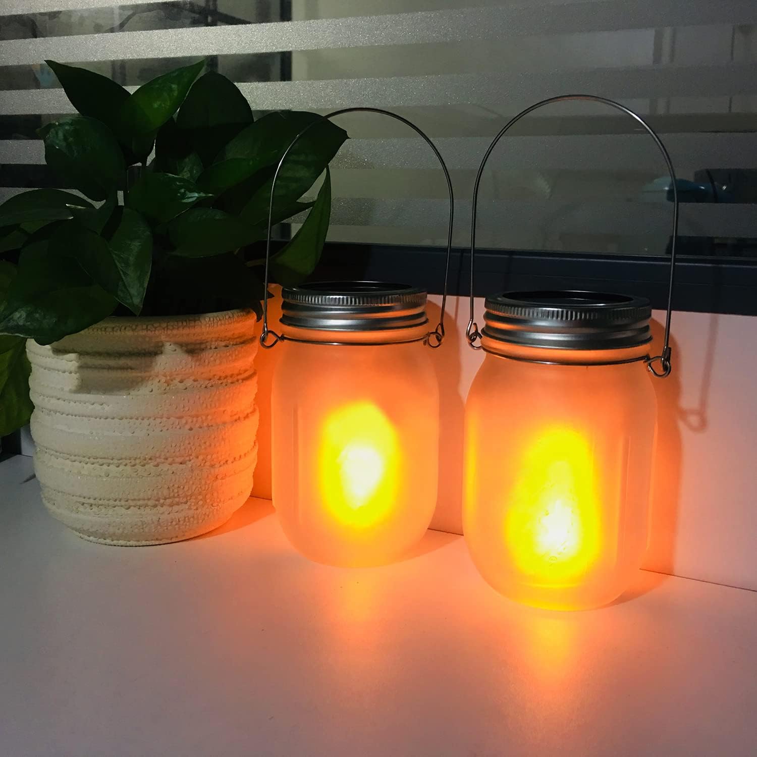 Solar Flicker Torch Lights, 6 Pack Waterproof Dancing Flicker Lanterns Lights Build-in Glass Mason Jar