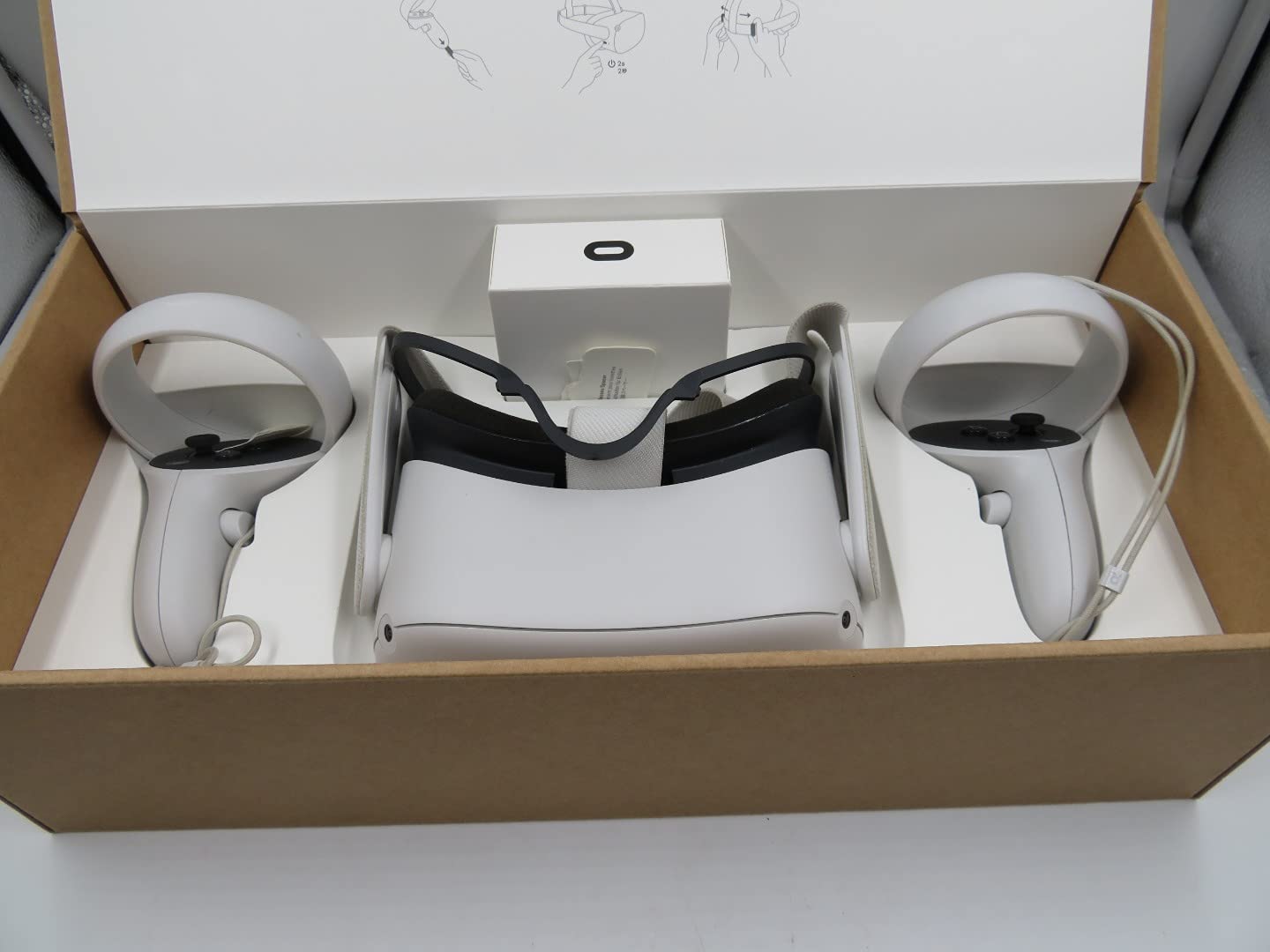 Oculus Quest 2 — Advanced All-in-One Virtual Reality Headset — 64 GB (UK Model)