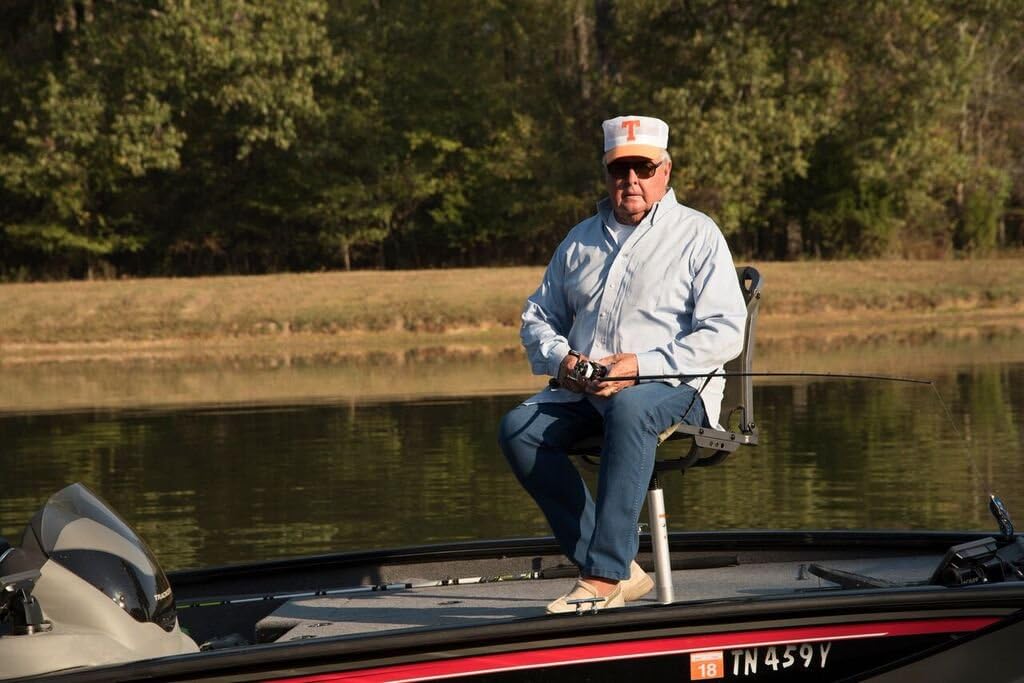 Millennium Marine B100 Boat Seat, Gray