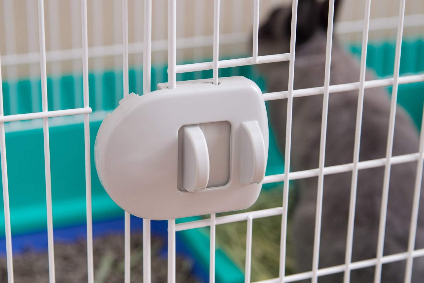 IRIS USA Large Portable Wire Rabbit Cage with Top Access and Two Tray Division