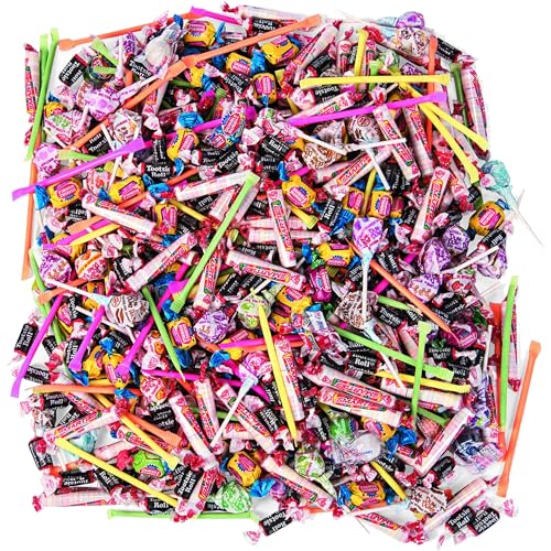 Fun Express Bulk Candy Variety Pack, 9 lb, 1000 Pcs | Individually Wrapped, Assorted Candy Mix, For 4th of July, Halloween, Piñata Filler