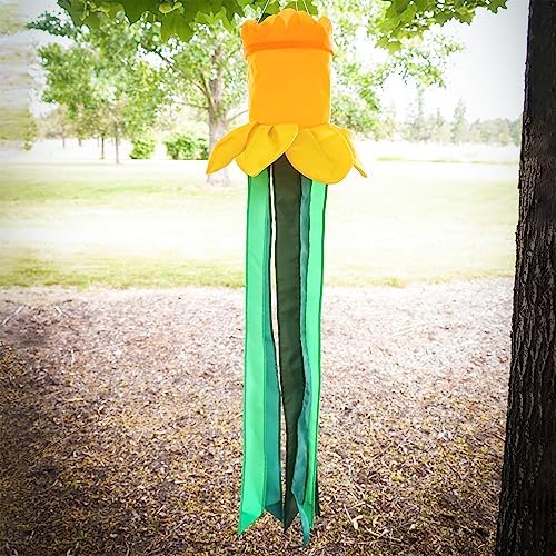 In the Breeze Spring Daffodil Windtail,15" W x 40" H x 15" D,4634