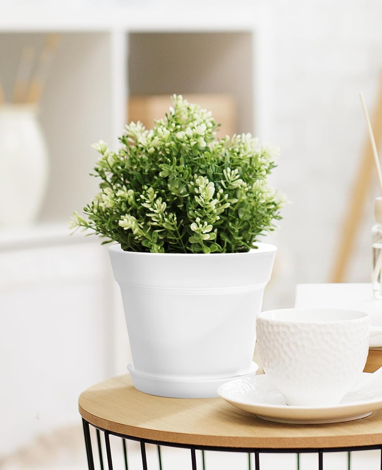 homenote 7.5 Inch Plastic Flower Pots with Drainage Holes and Trays (8 Pcs)