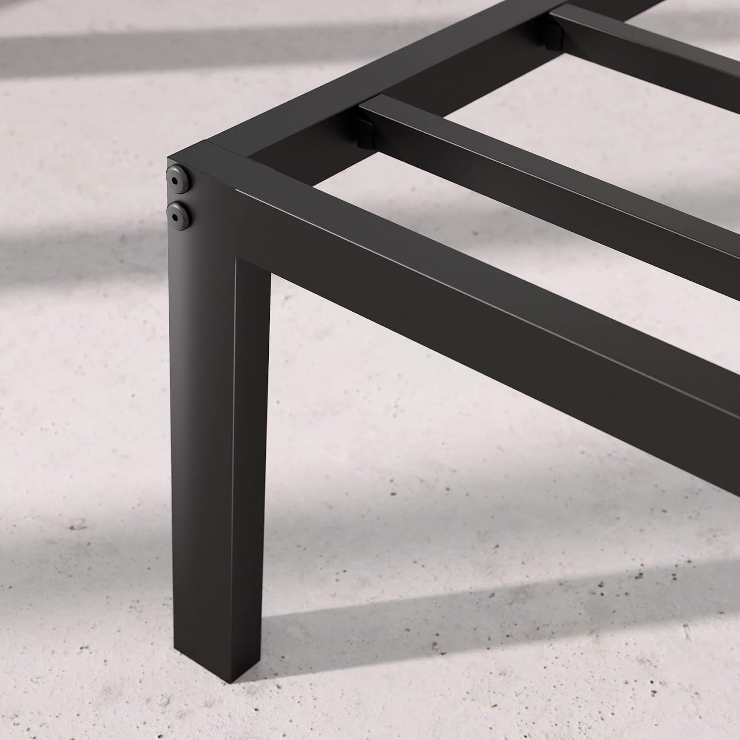 ZINUS Van 16 Inch Metal Platform Bed Frame / Steel Slat Support / No Box Spring Needed / Easy Assembly, Full