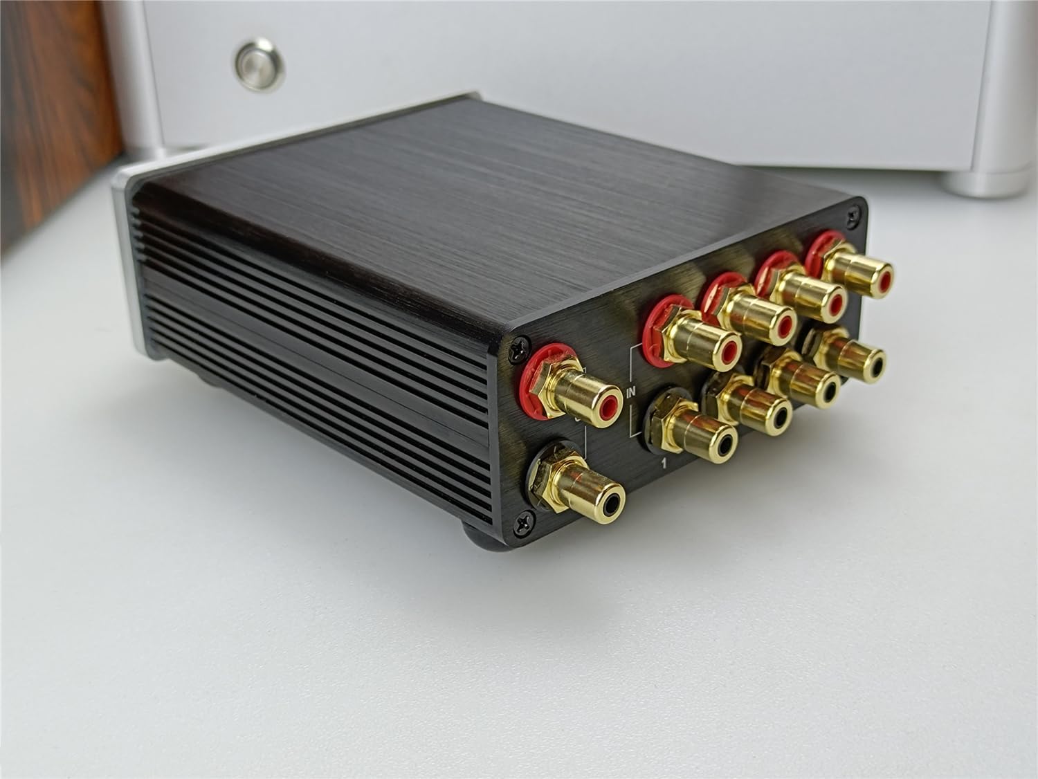U31 3 Way RCA Audio Switcher, Stereo Audio Switch Selector Box
