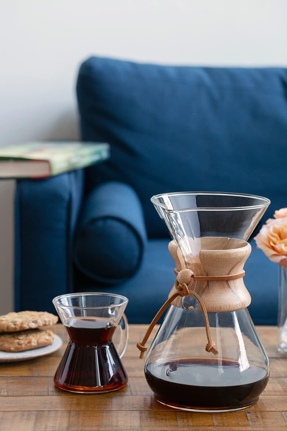 Chemex Pour-Over Glass Coffeemaker - Classic Series - 8-Cup - Exclusive Packaging | Manual Drip Coffee Brewer, Non-Porous Borosilicate Glass