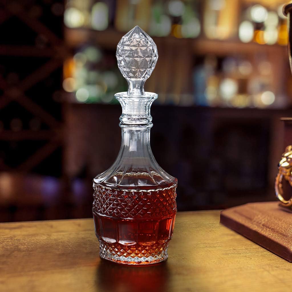 MDLUU Liquor Decanter, Glass Decanter Bottle with Airtight Stopper, Wiskey Vodka Bourbon Decanter for Gift, Home, Bar, Party Decor, 27oz/800ml Clear
